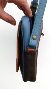 Alice Angevin, Les Sacs à M'Alice Coque à Portable bandoulière Moka,gold,bleu, coté