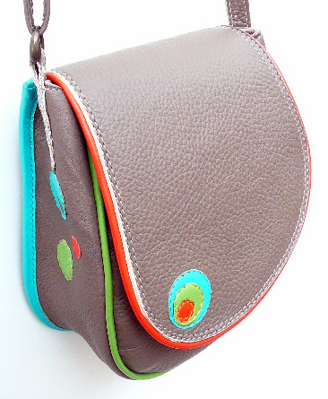 Alice Angevin, Les Sacs à M'Alice, Pochette ronde neuil plomb de biais