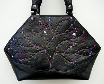 Alice Angevin, Les Sacs à M'Alice Sac à Main Elegant Dentelles de cuir noir et boutons