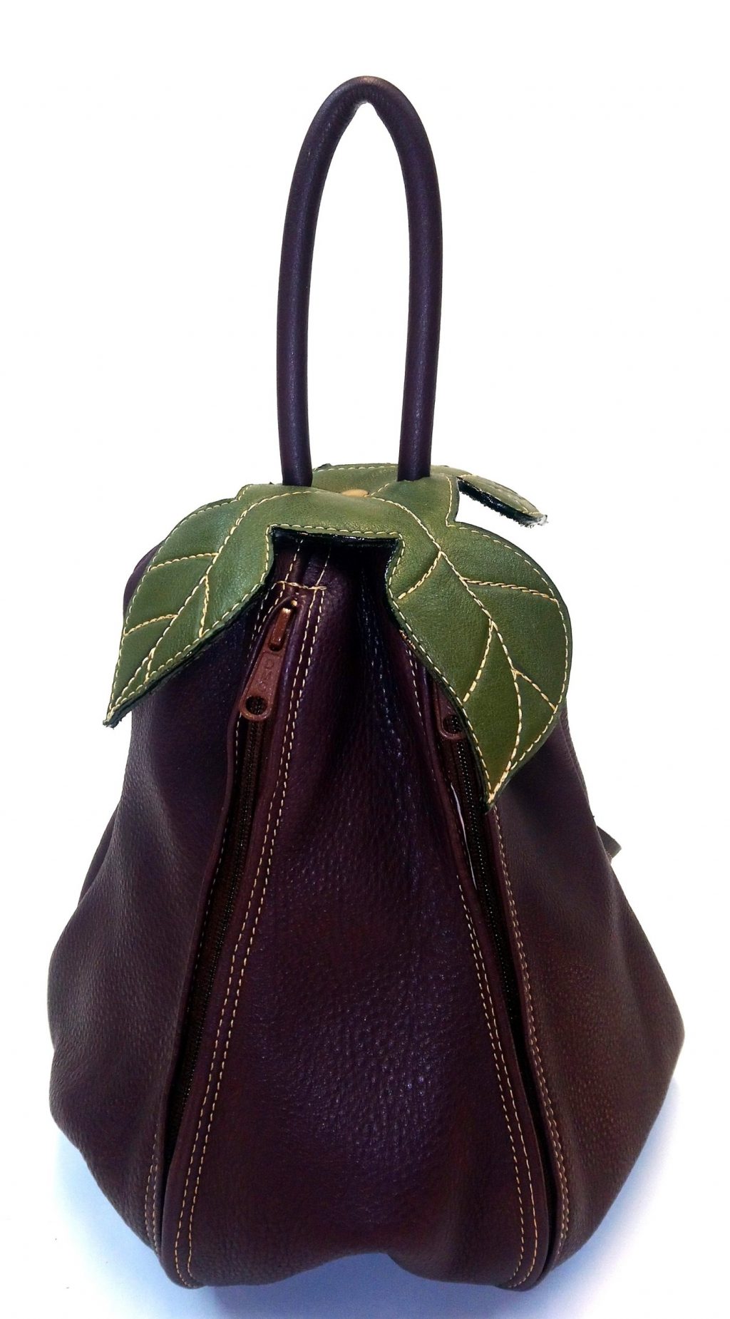 Alice Angevin, Les Sacs à M'Alice Sac à Dos Poire, Veau grainé Prune, devant