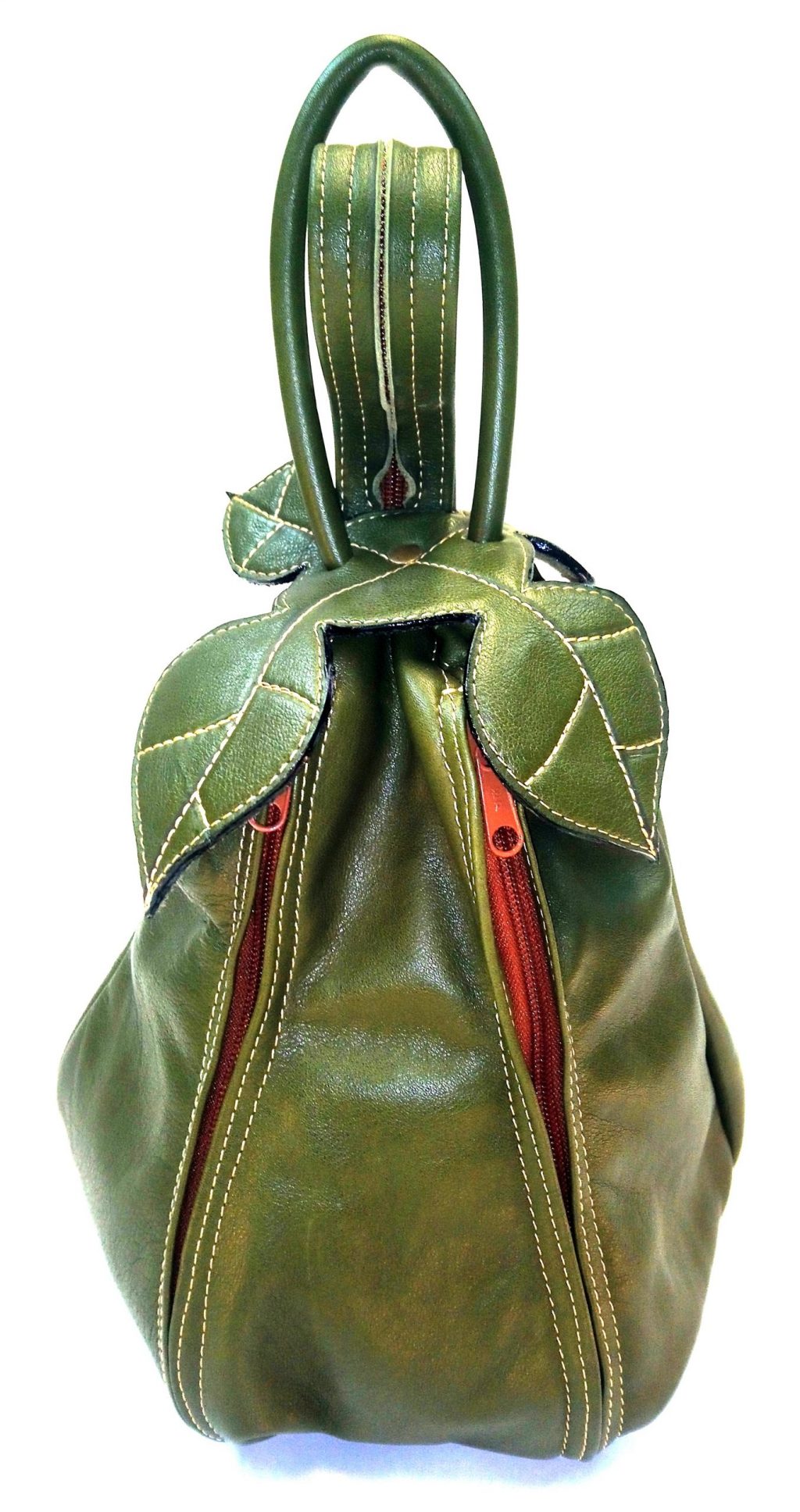 Alice Angevin, Les Sacs à M'Alice Sac à Dos Poire, Vachette Kaki, devant