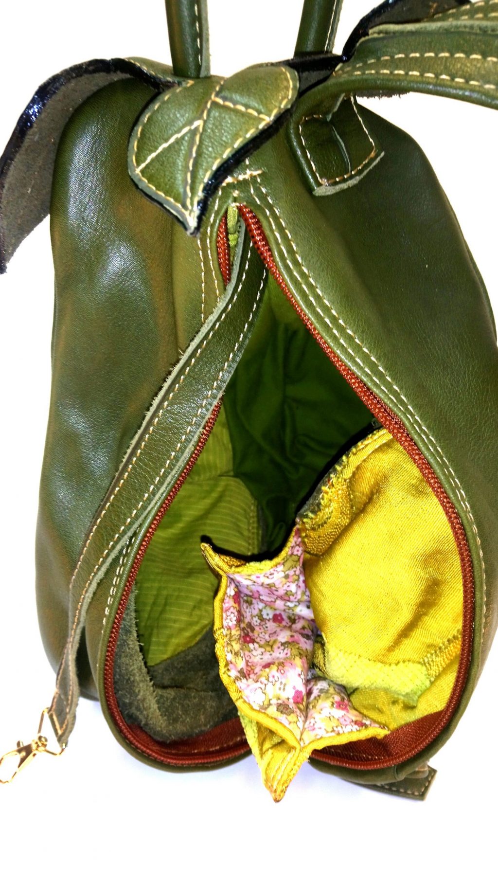 Alice Angevin, Les Sacs à M'Alice Sac à Dos Poire, Vachette Kaki, dos