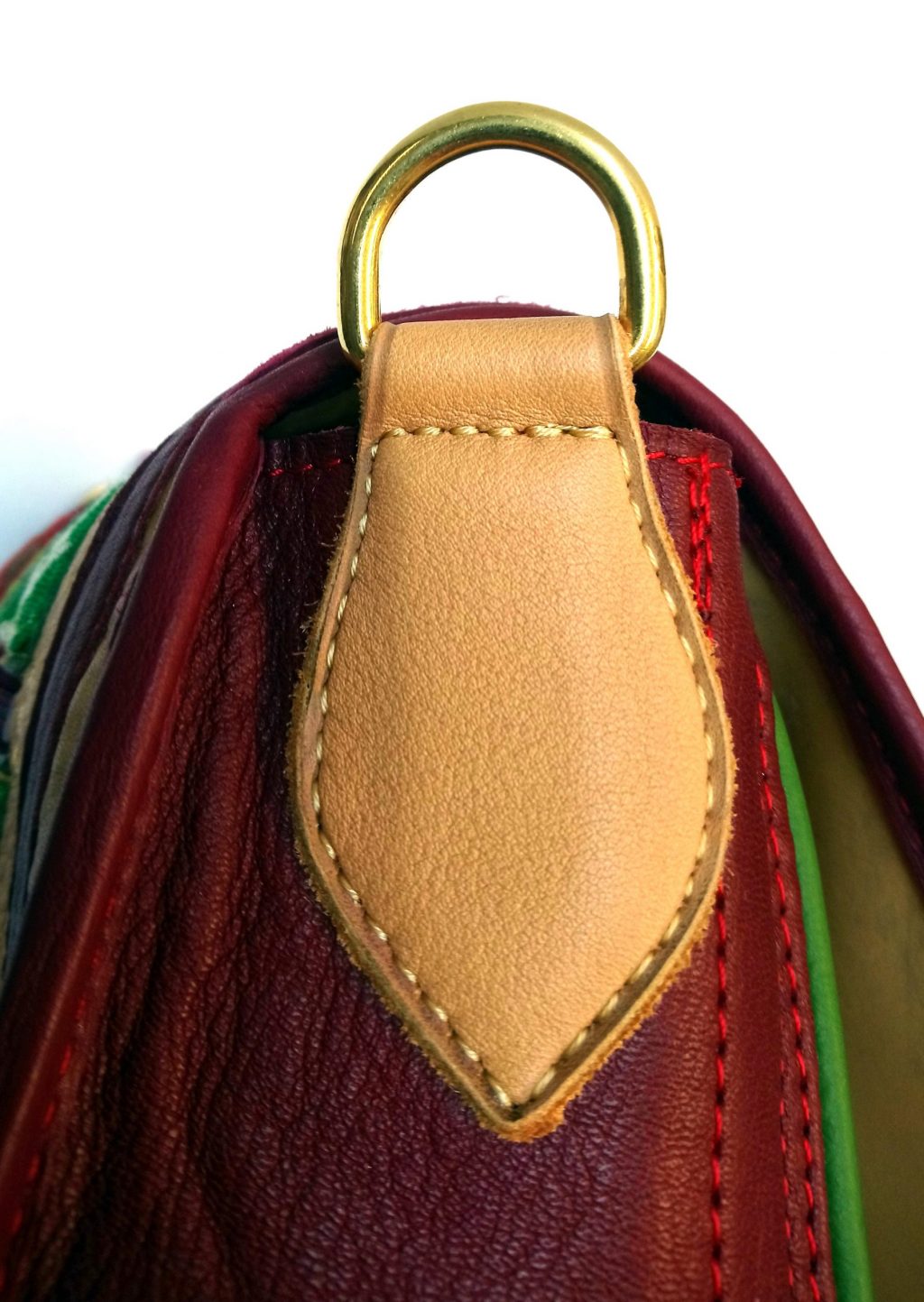 A.A.Les Sacs à M'Alice Sac à Main Gibecière beiges rayé rouge détail coté