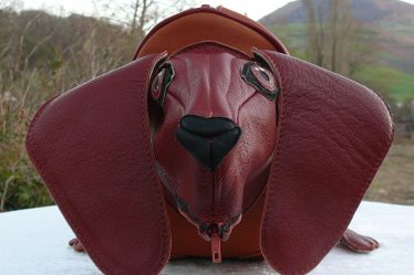 Alice Angevin, Les Sacs à M'Alice Sac à Main teckel face