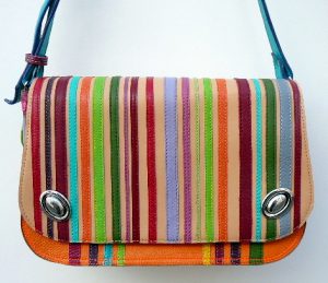 Alice Angevin, Les Sacs à M'Alice Sac à main Gibecière Herria Bandes de Cuir