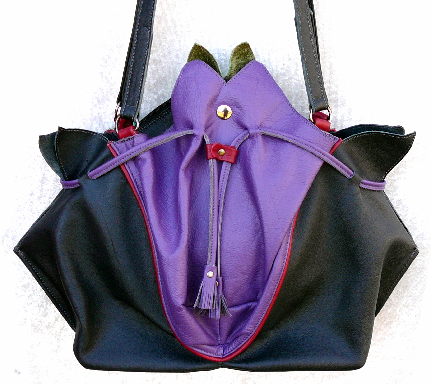 Alice Angevin, Les Sacs à M'Alice Sac à Main Coeur de Lotus Noir Violet 47x30x14