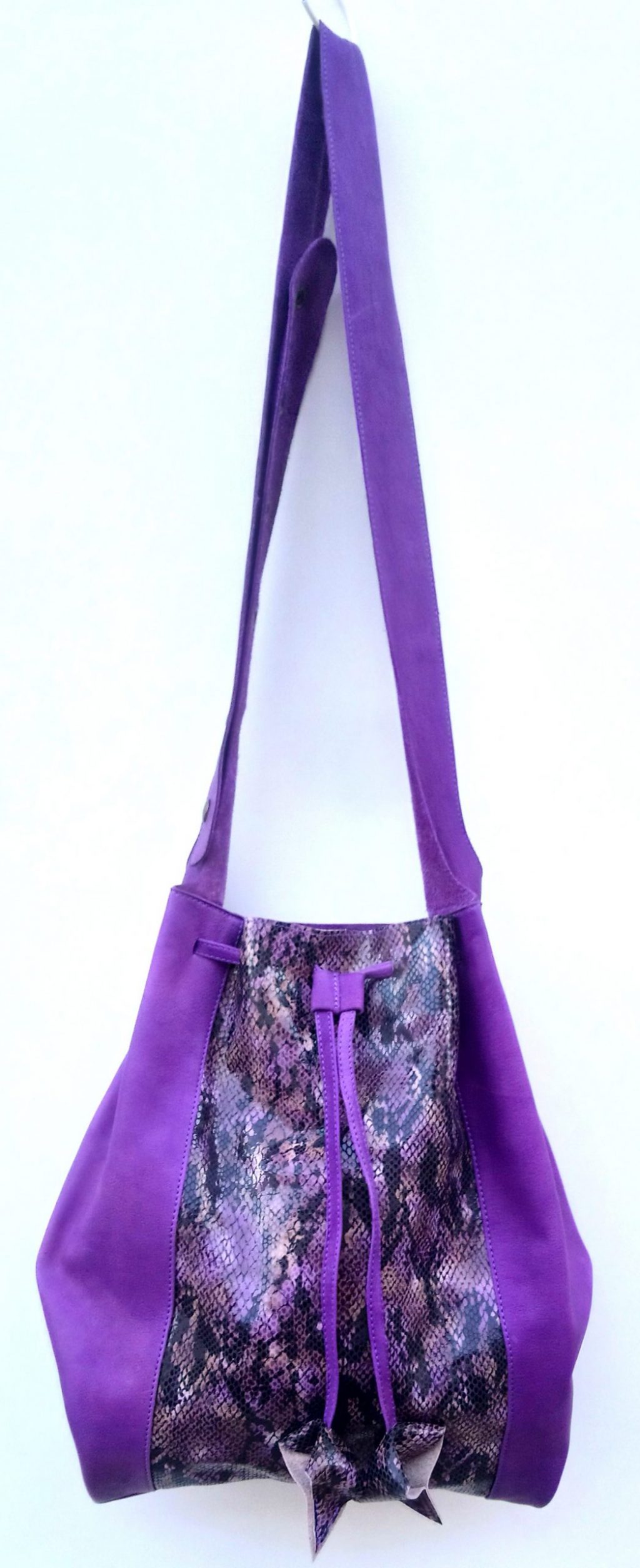 A.A.Les Sacs à M’Alice, Sac à Main Pochéo, vachettes violettes