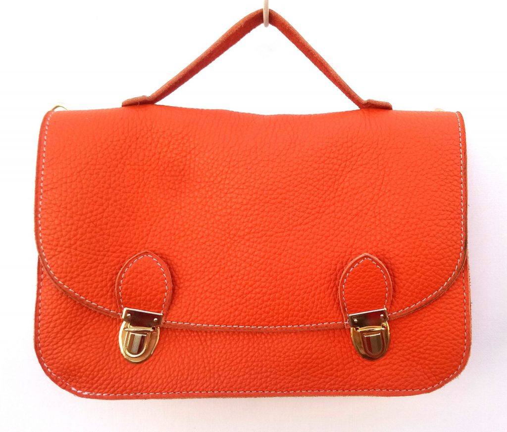 Alice Angevin, Les Sacs à M'Alice, Pti Cartable Pochette 80' Taurillon Orange devant