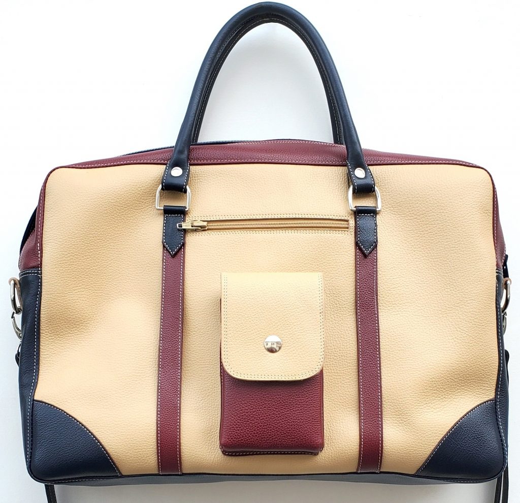 Les Sacs à M'Alice.A.A.Sacoche à Ordi 43x30x10 cm devant poignets près